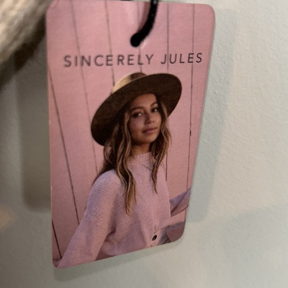 NWT Sincerely Jules Gorgeous Vest Size Large - Picture 2 of 6